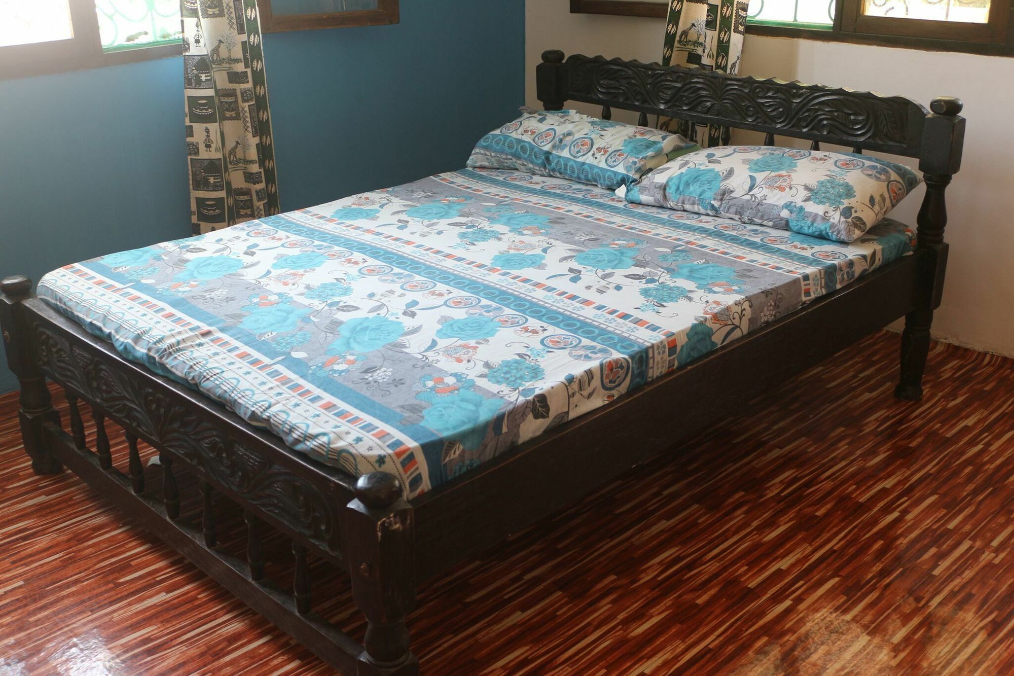Akogo House - Bnb , Hostel, Backpackers & Volunteer Center Момбаса Екстер'єр фото